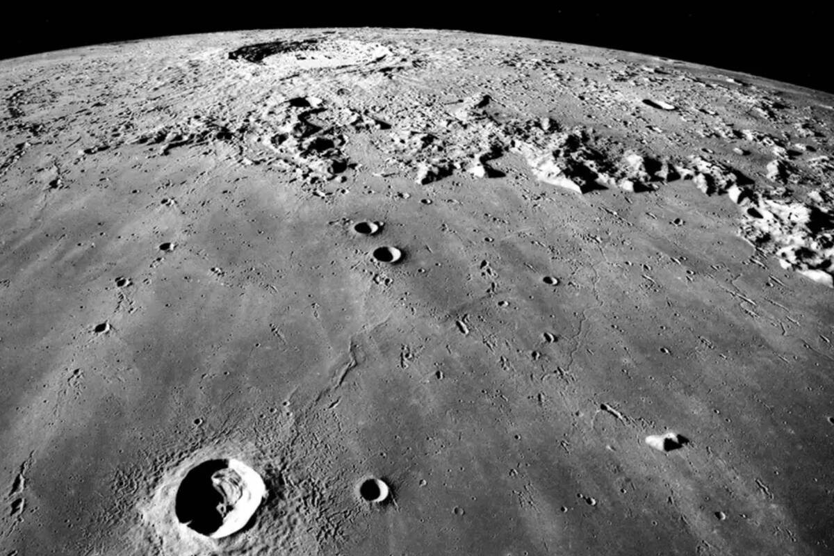 Descubren actividad volcánica en la Luna de hace 120 millones de años
