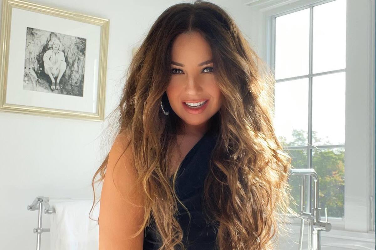 Esta es la mascota de Thalía que "habla"