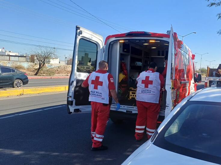 Hombre es acuchillado en el cuello