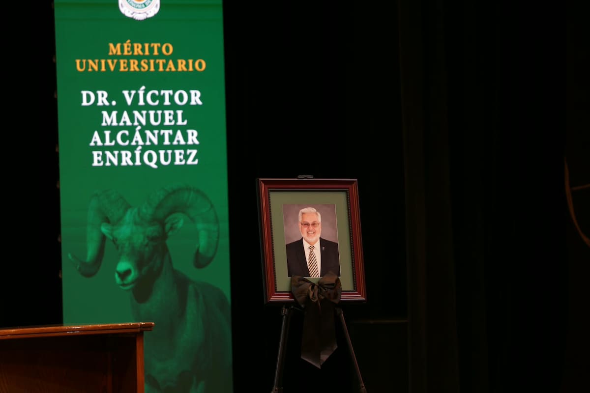UABC rinde homenaje póstumo a Víctor Manuel Alcántar y nombra centro comunitario en su honor