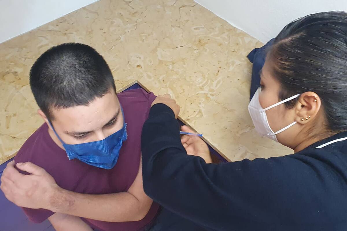 Recibieron vacuna contra Covid-19 adolescentes con alguna discapacidad o comorbilidad
