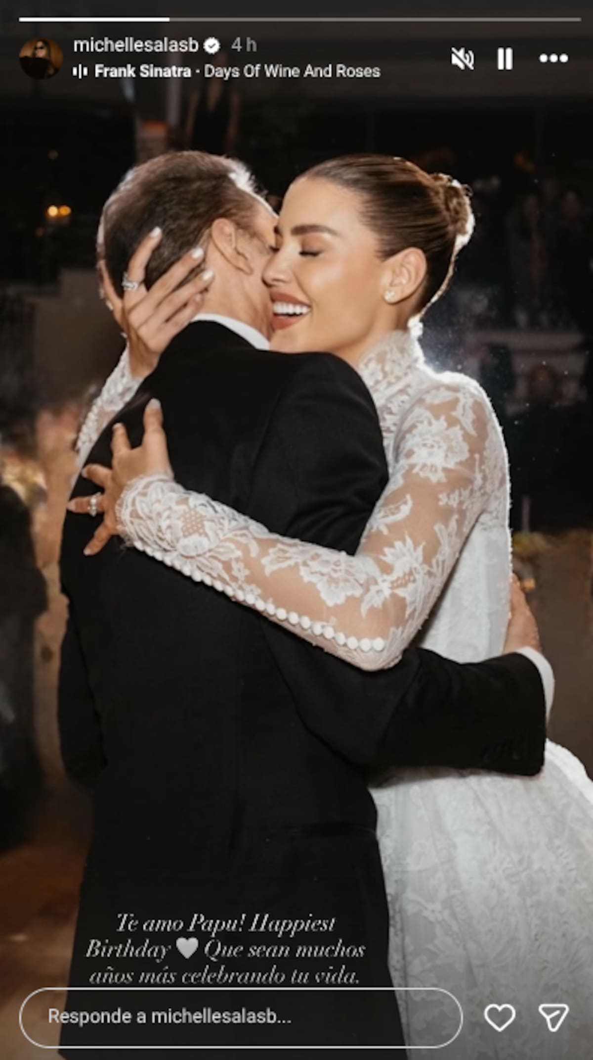 Instagram @michellesalasb