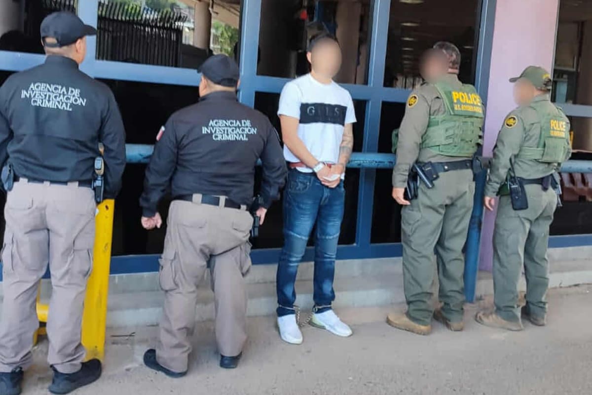 Autoridades estadounidenses capturan y entregan a hombre buscado en Sonora