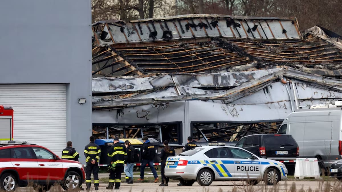 El caso fue turnado a instancias especializadas en seguridad tras el incendio en un complejo industrial y la reivindicación del ataque por un colectivo activista. /Reuters