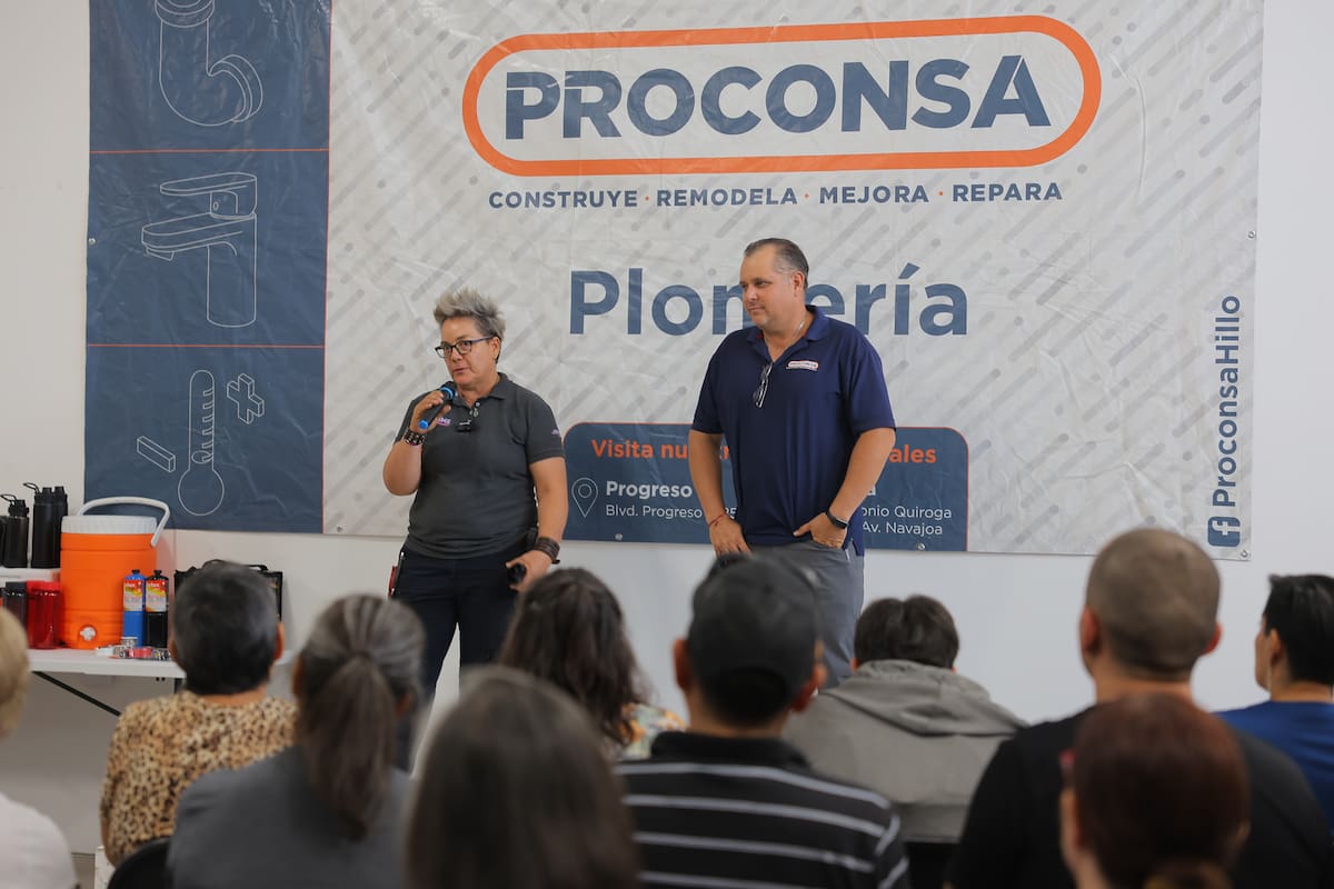 Proconsa sucursal Navarrete y la Escuela LaFemme, realizaron curso gratuito de plomería. | Crédito: Jullio A. Clark (GH)