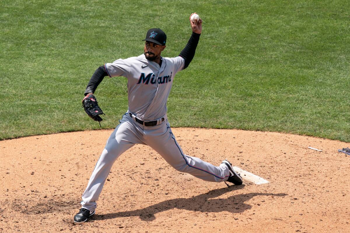 Suspende la MLB juegos por contagio