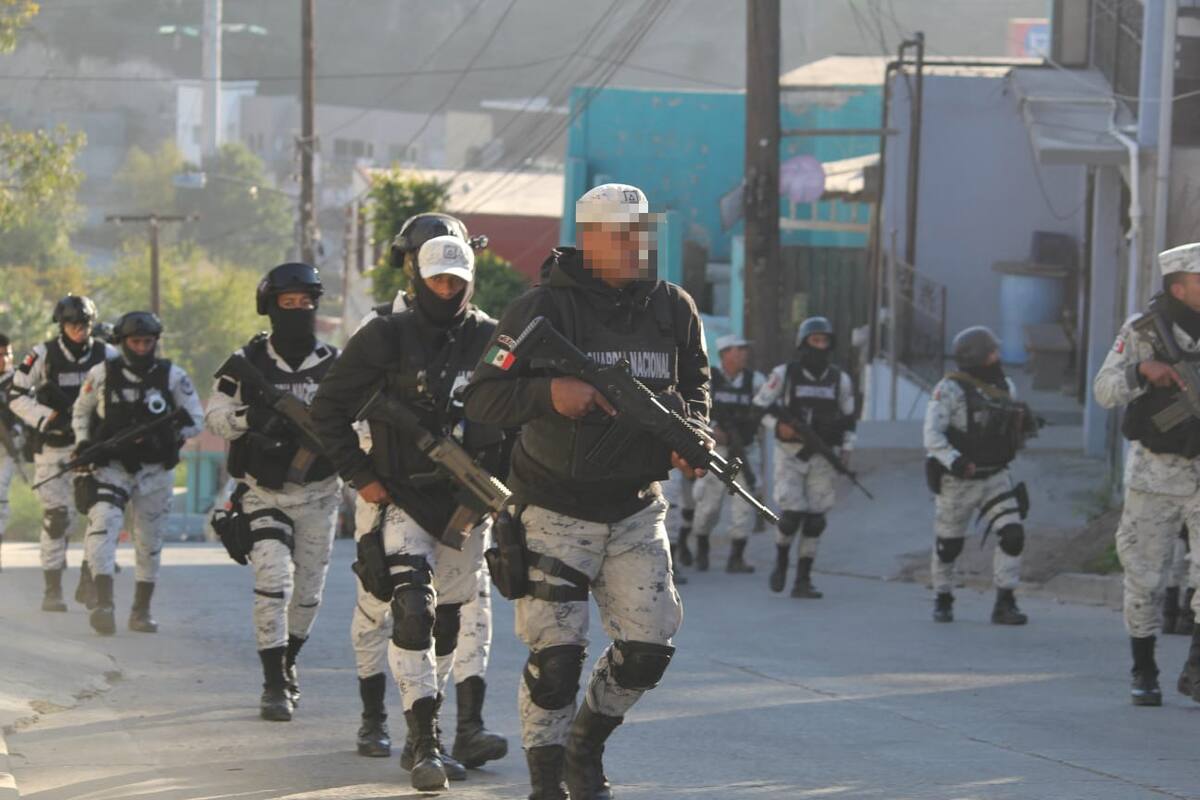 Tiroteo entre Policías Municipales y delincuentes termina con dos mujeres y tres hombres detenidos