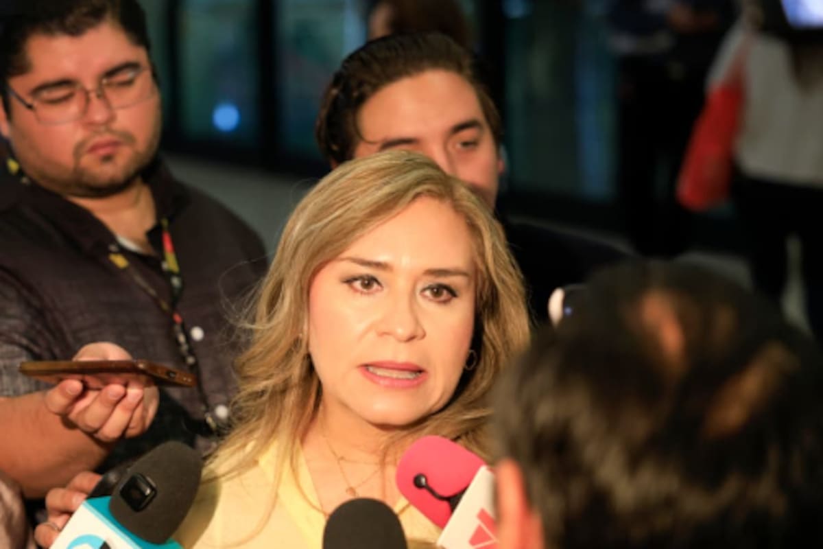 Entrega DIF municipal más de 5 mil 700 becas en Mexicali