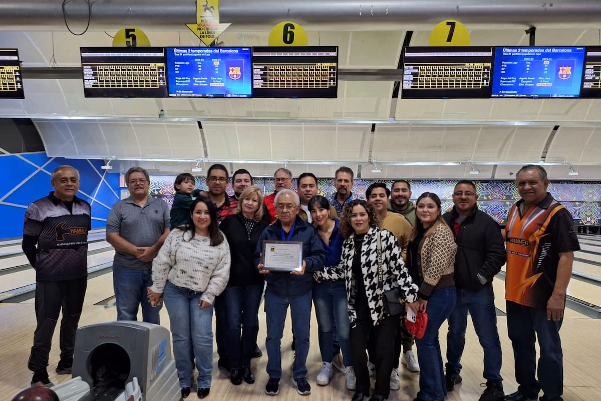 Reconocen a Antonio “La Leyenda” Uribe dentro del boliche