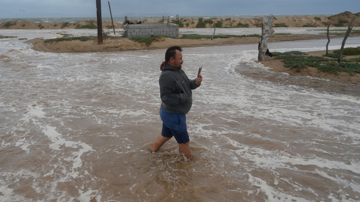 Huracán Polo está a 30 km de BCS y se dirige a Sonora: prevén lluvias de hasta 250 mm