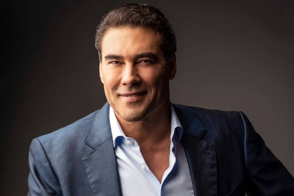 Eduardo Yáñez revela sus trucos de belleza ¿usa semen de ballena?