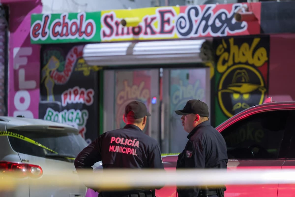 Asesinan a balazos a una mujer dentro de un comercio en la colonia Altares