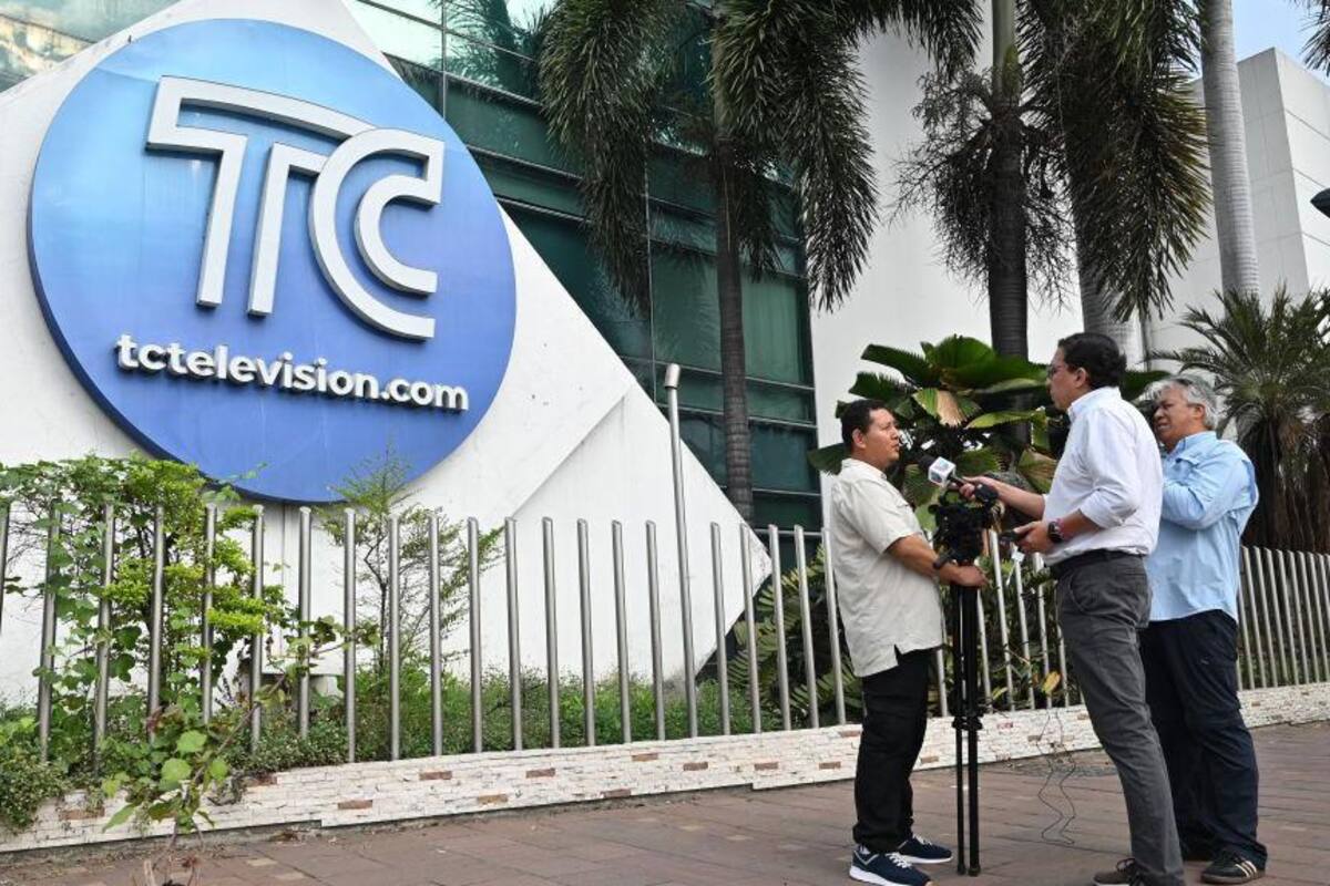 Asesinan a un fiscal que investigaba el asalto armado a un canal de televisión en Ecuador