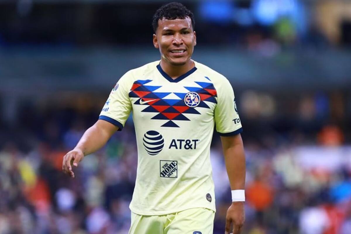 Roger Martínez piensa dejar al América: Herrera