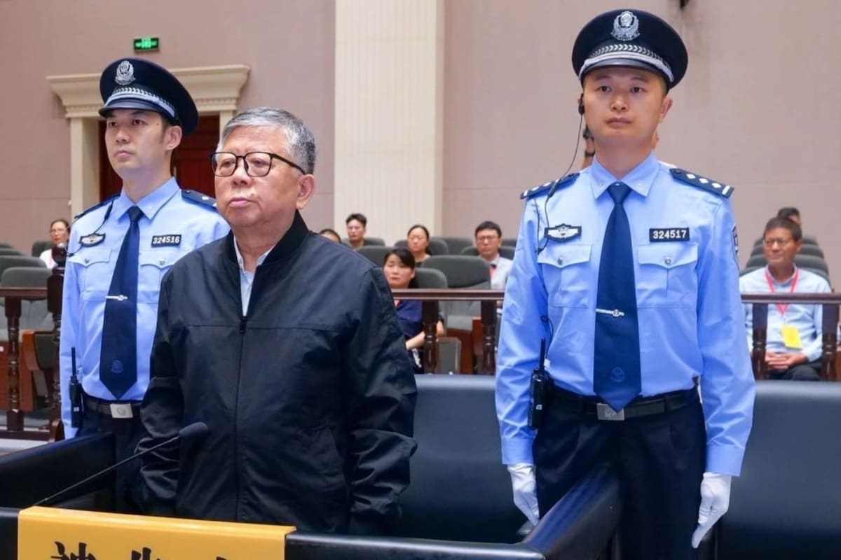 Aceptó sobornos por US$325 millones durante 30 años y ahora enfrenta la pena de muerte en China: así operó el exfuncionario de Nankín