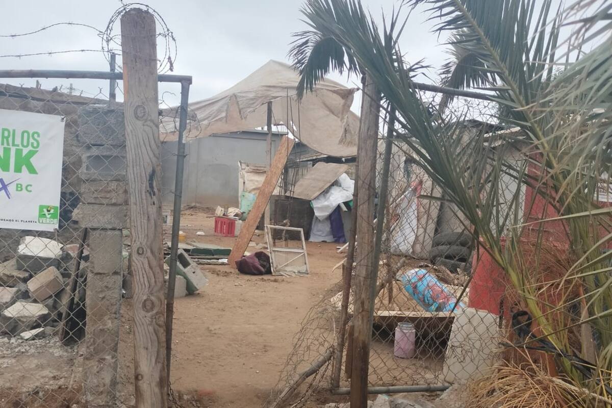 Localizan a una pareja semi calcinada en una cuartería de SQ