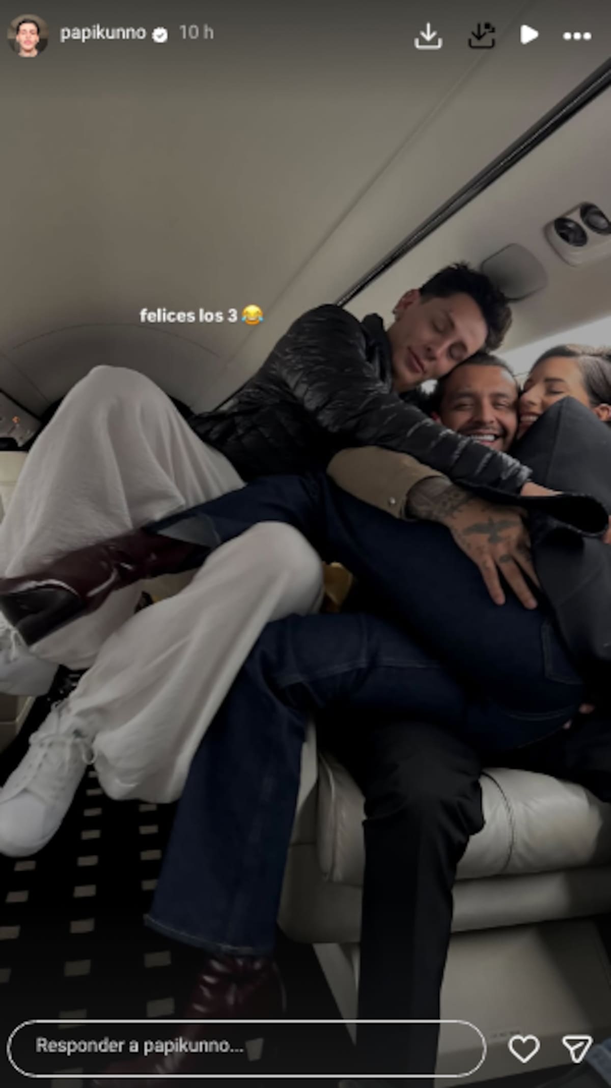 Kunno despeja las dudas y muestra las pruebas que confirman que Ángela y Christian Nodal siguen juntos | captura de pantalla IG (@papikunno)