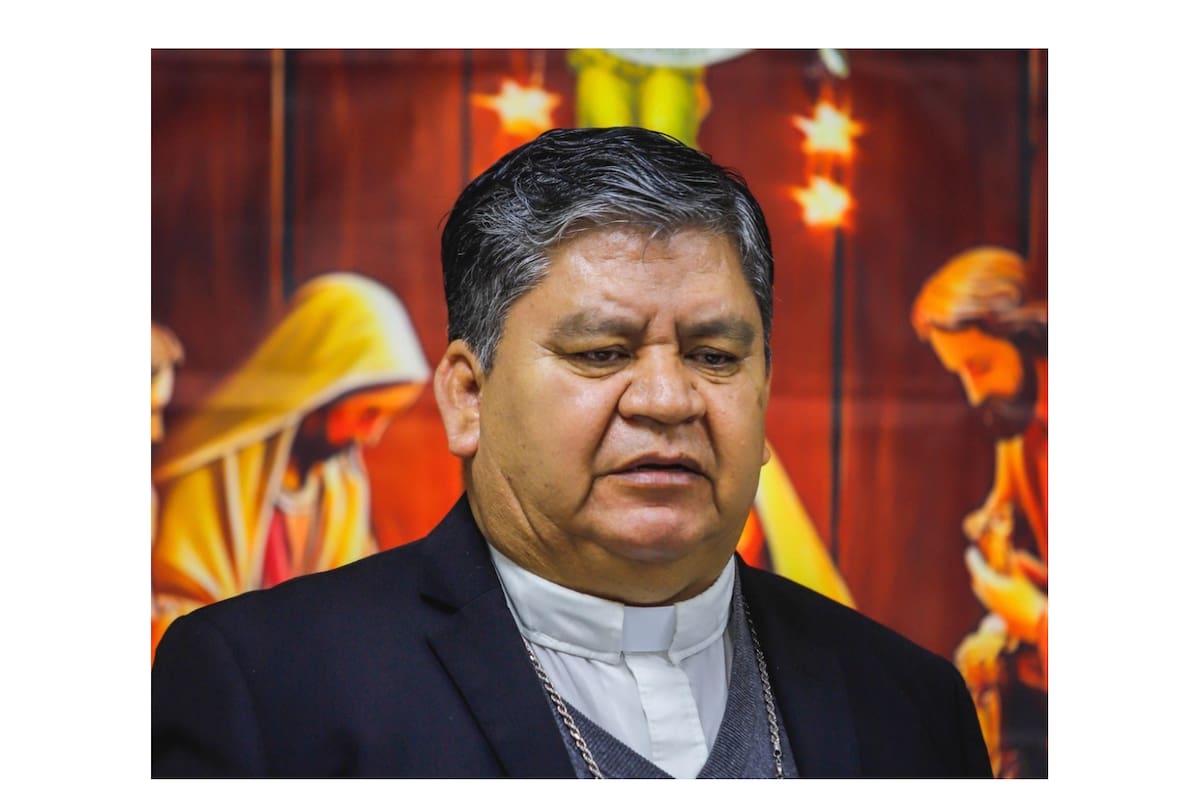 Obispo entrega mensaje de paz, amor y unidad a Mexicali