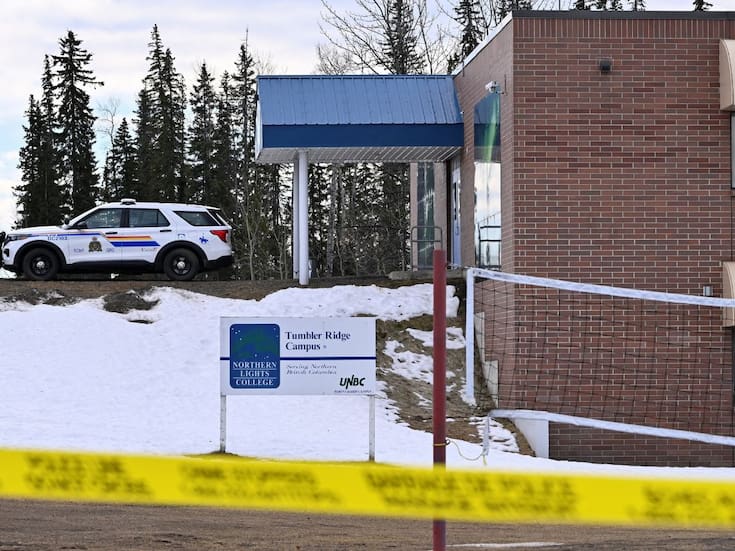 La policía había decomisado armas en su casa por crisis de salud mental, pero fueron devueltas: identifican a presunta responsable de tiroteo escolar en Columbia Británica, Canadá