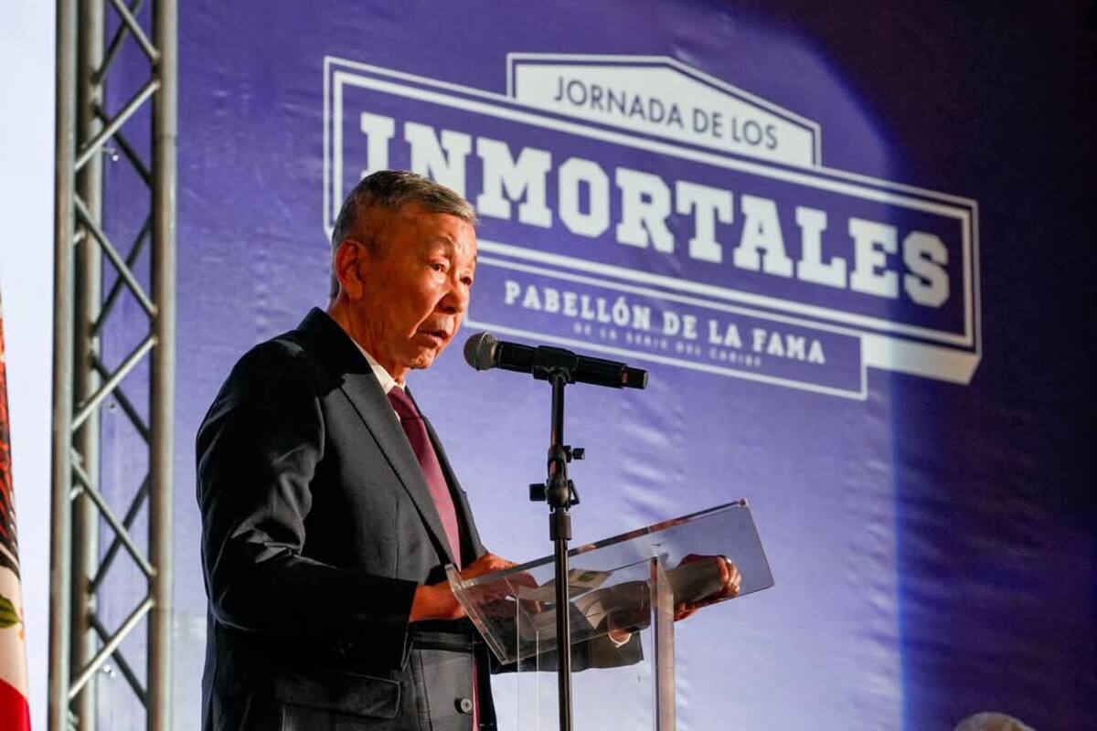 Álvaro Ley López es inmortalizado en el Salón de la Fama de la Serie del Caribe