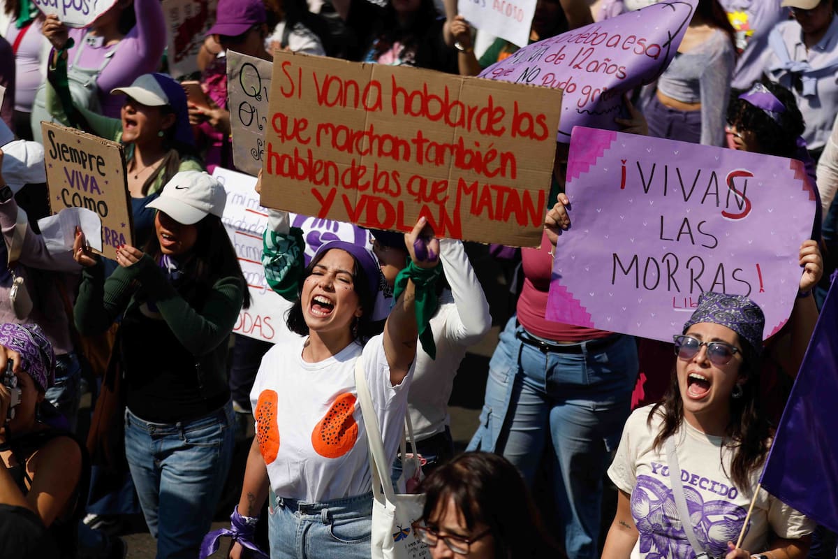 CIUDAD DE MÉXICO, March/Marcha/Mujeres.- Domingo 8 de marzo de 2026. Aspectos de la marcha en la Ciudad de México, en Paseo de la Reforma por el Día Internacional de la Mujer. Foto: Agencia EL UNIVERSAL/Diego Simón Sánchez/RDB.
