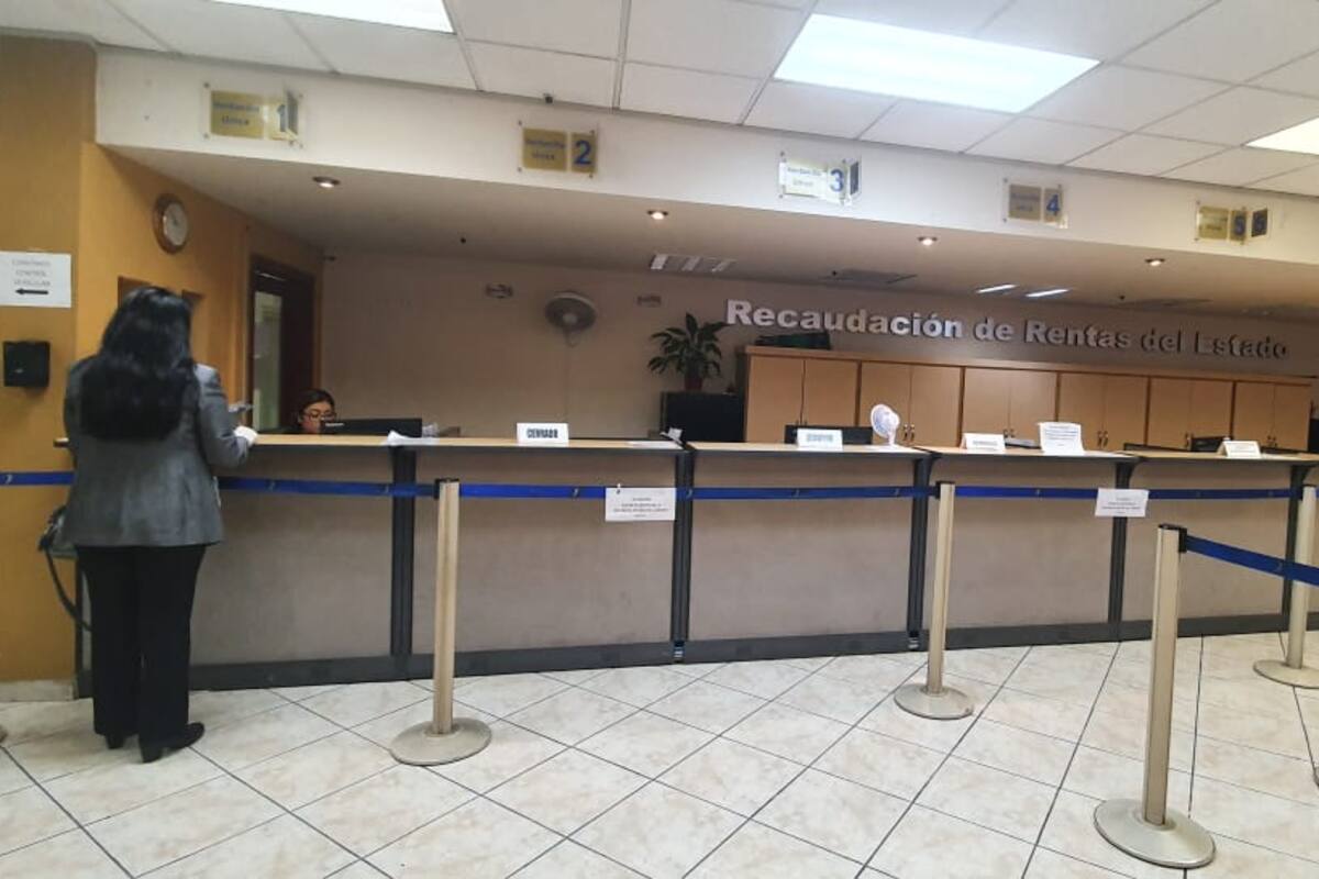 Baja demanda de servicios en el Estado por Covid-19