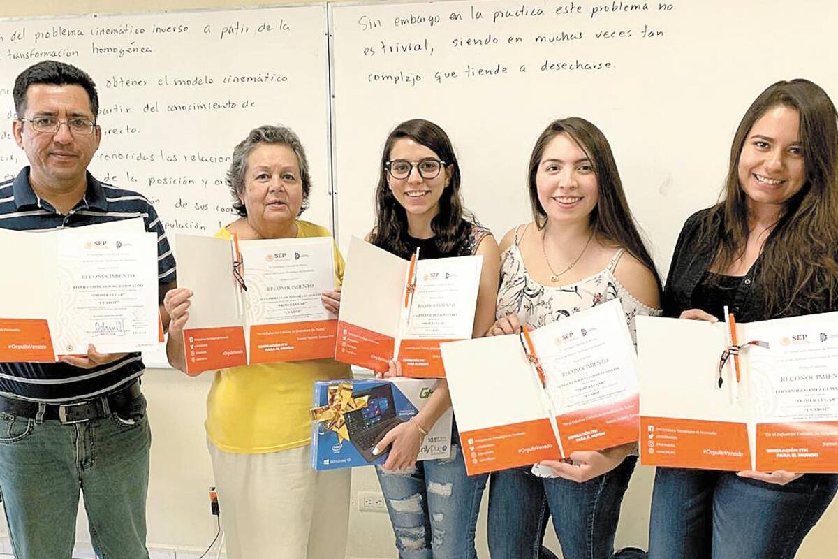 Alumnos son su “pastilla” de alegría
