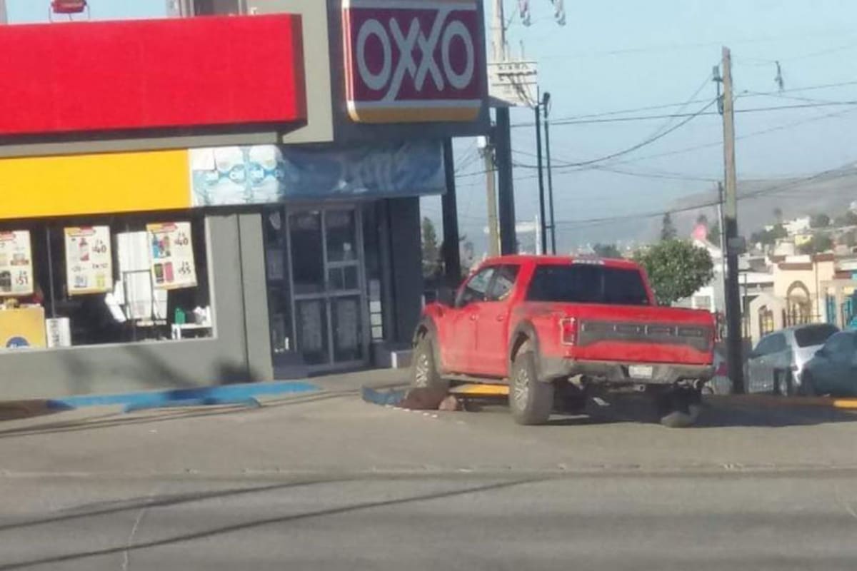 Inicia semana con dos muertos en menos de una hora en Ensenada
