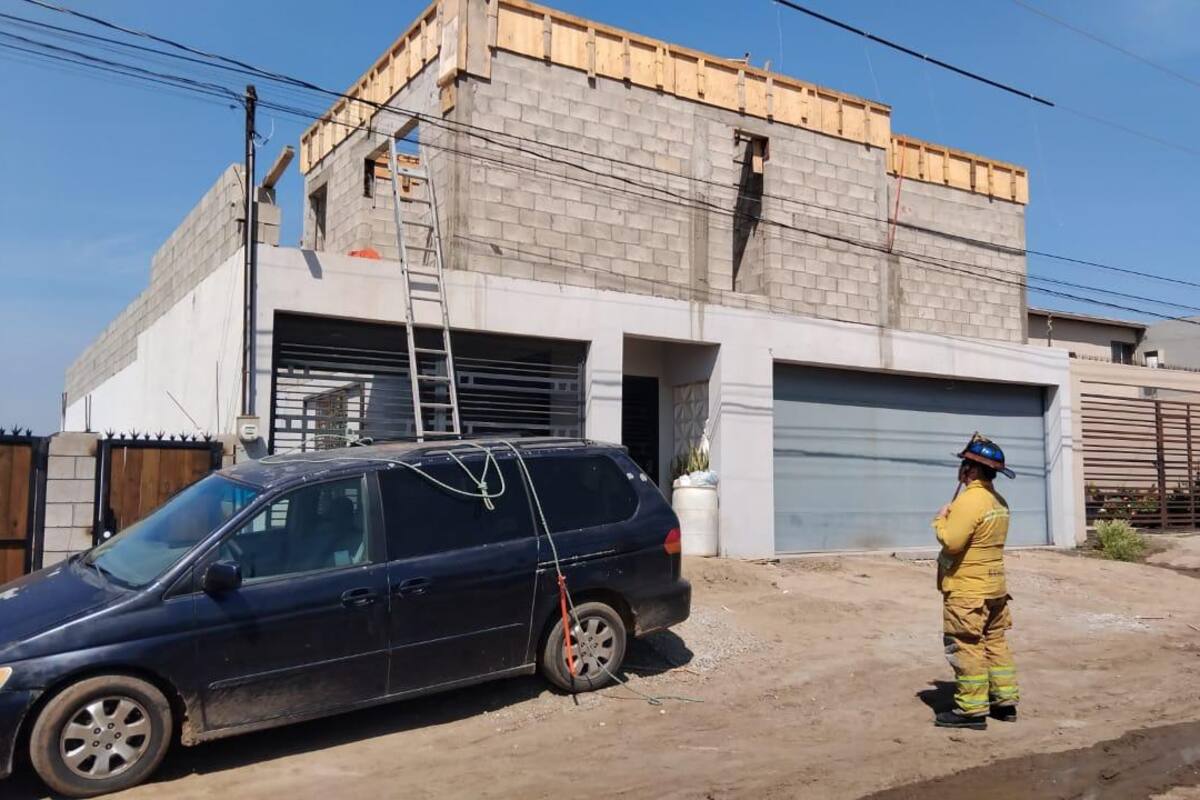 Muere hombre por descarga eléctrica en Rosarito