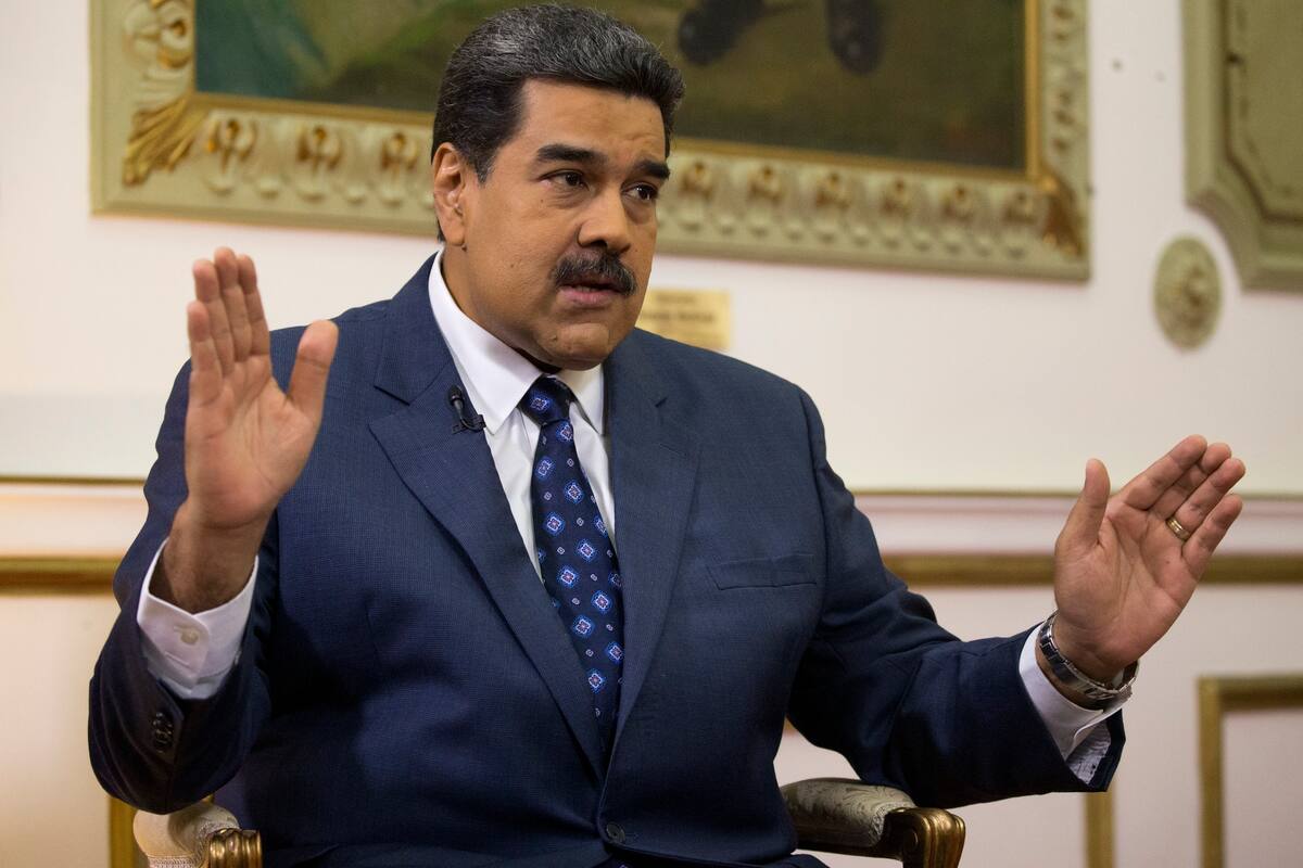Ocho barcos militares de EEUU, equipados con mil 200 misiles apuntan hacia Venezuela: La denuncia de Nicolás Maduro