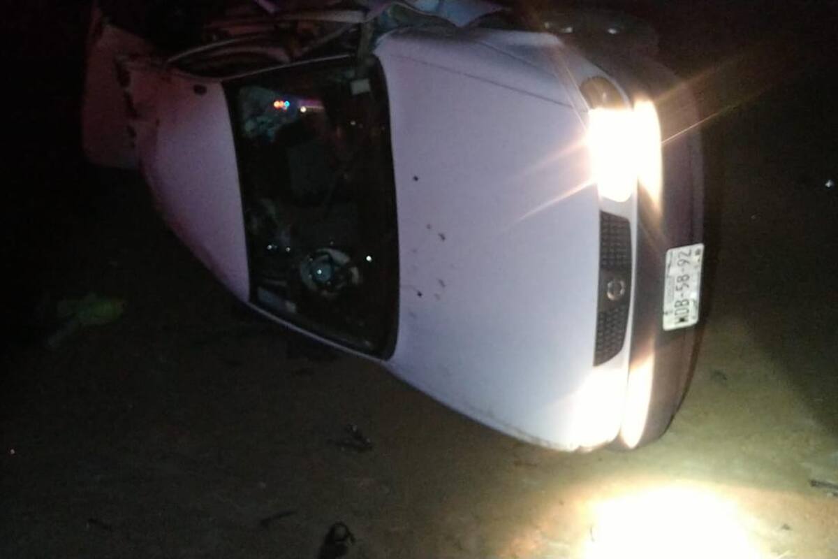 Muere empleado de CFE en choque