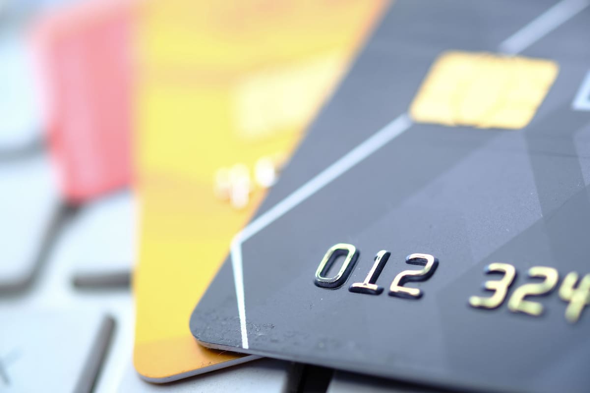 ¿Qué artículos NO debes comprar nunca a crédito?