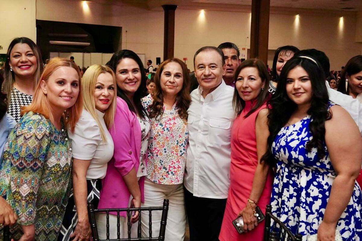 Reconoce Durazo a madres trabajadoras del Gobierno estatal