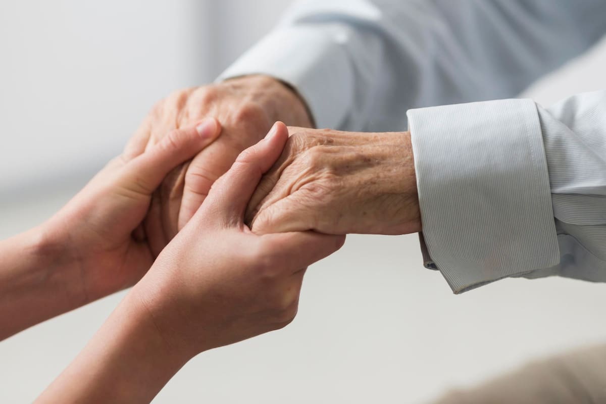 Profesiones que difícilmente (o nunca) podrán ser reemplazadas por la IA en el futuro: el factor humano y las habilidades blandas como motor de empleo para 2050