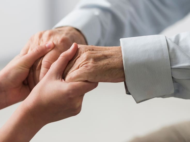 Profesiones que difícilmente (o nunca) podrán ser reemplazadas por la IA en el futuro: el factor humano y las habilidades blandas como motor de empleo para 2050