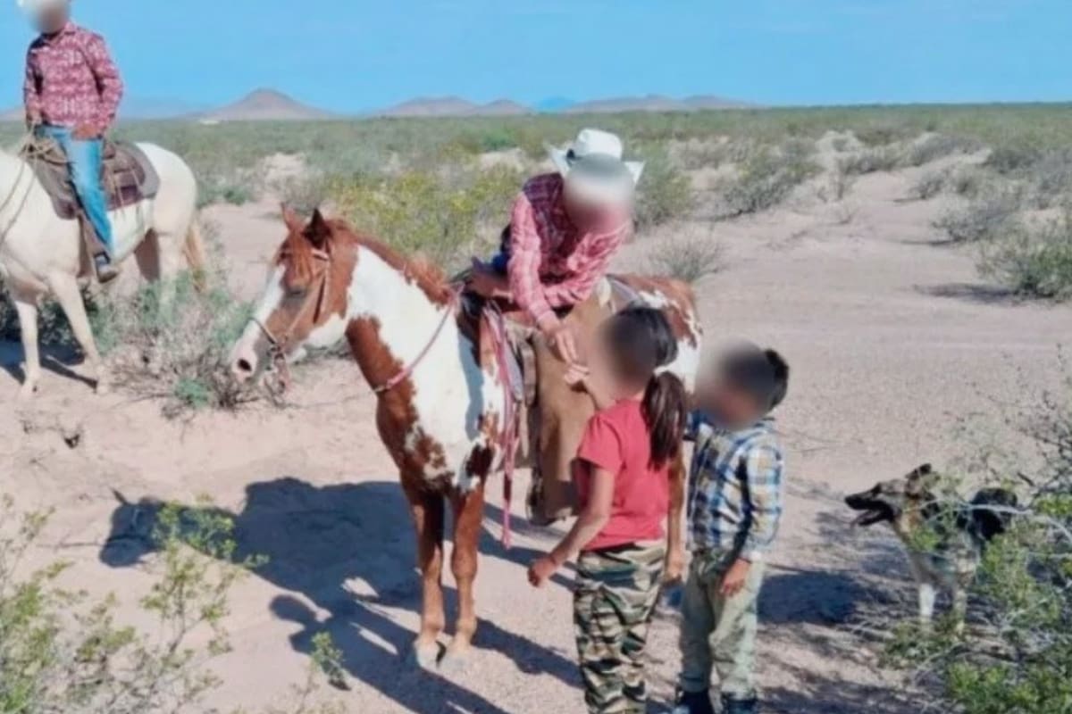 Hallan a hermanos perdidos en el desierto de Chihuahua; su perro los acompañó todo el tiempo