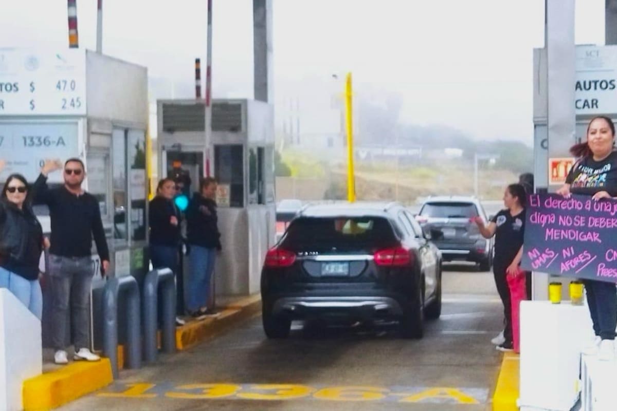 Libera CNTE caseta de Playas de Tijuana