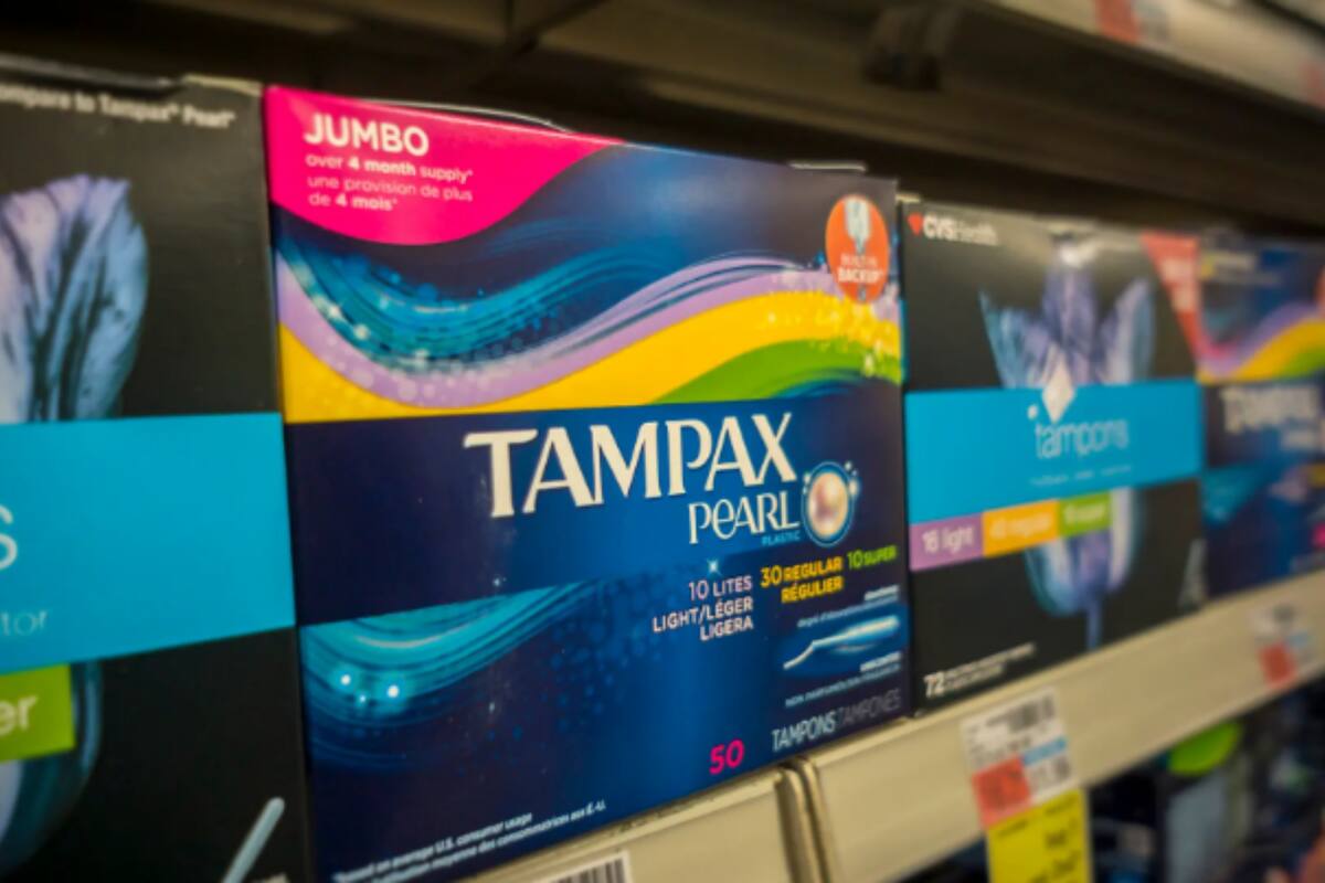 Tampax se enfrenta a fuertes críticas por tuit que "sexualiza a las mujeres"