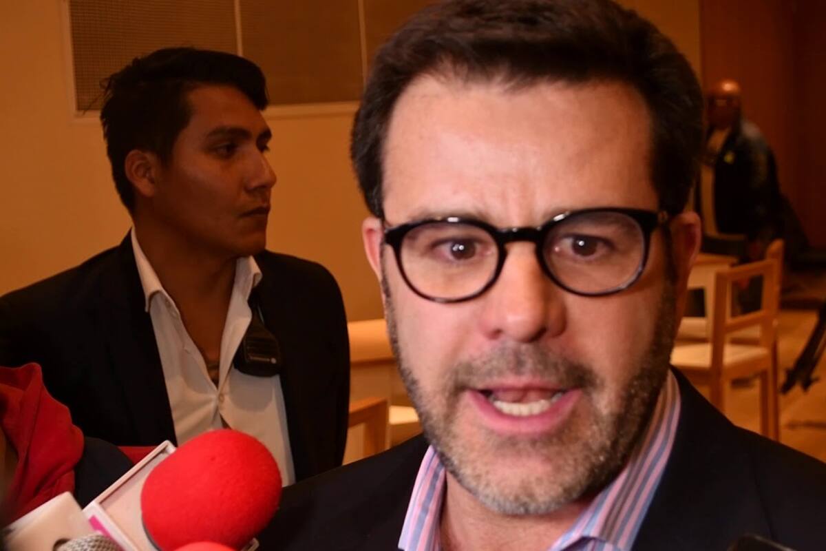 Eduardo Capetillo desmiente ser familiar de Raymundo Capetillo