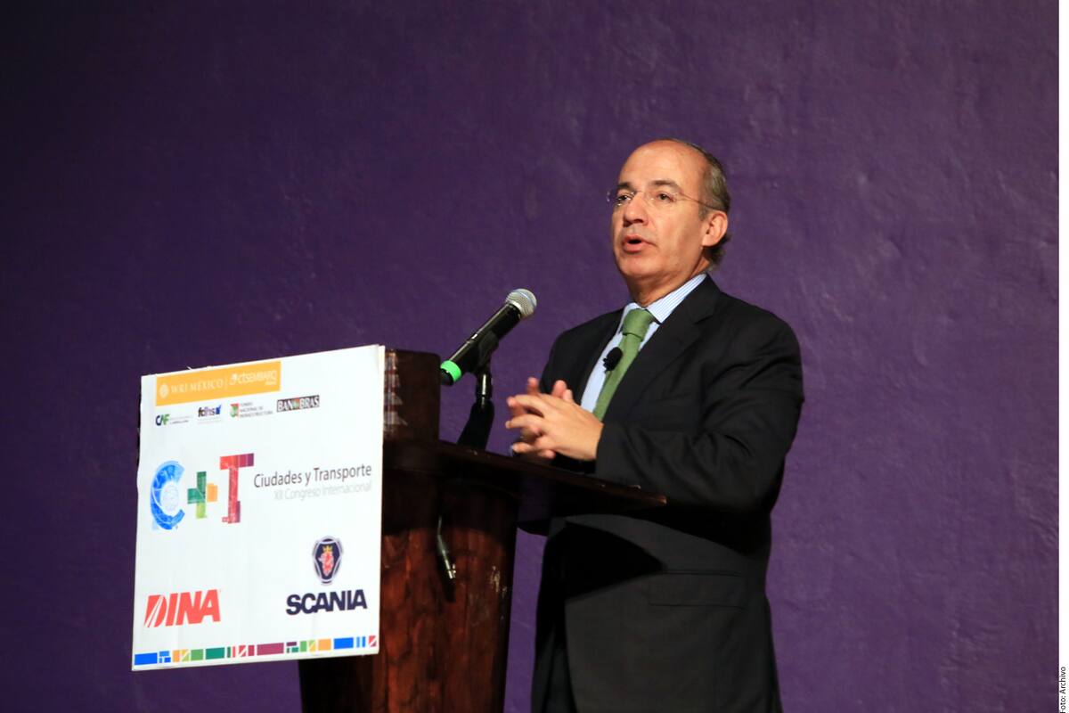 Felicitan en Twitter a Felipe Calderón por su cumpleaños; lo siguen llamando Presidente