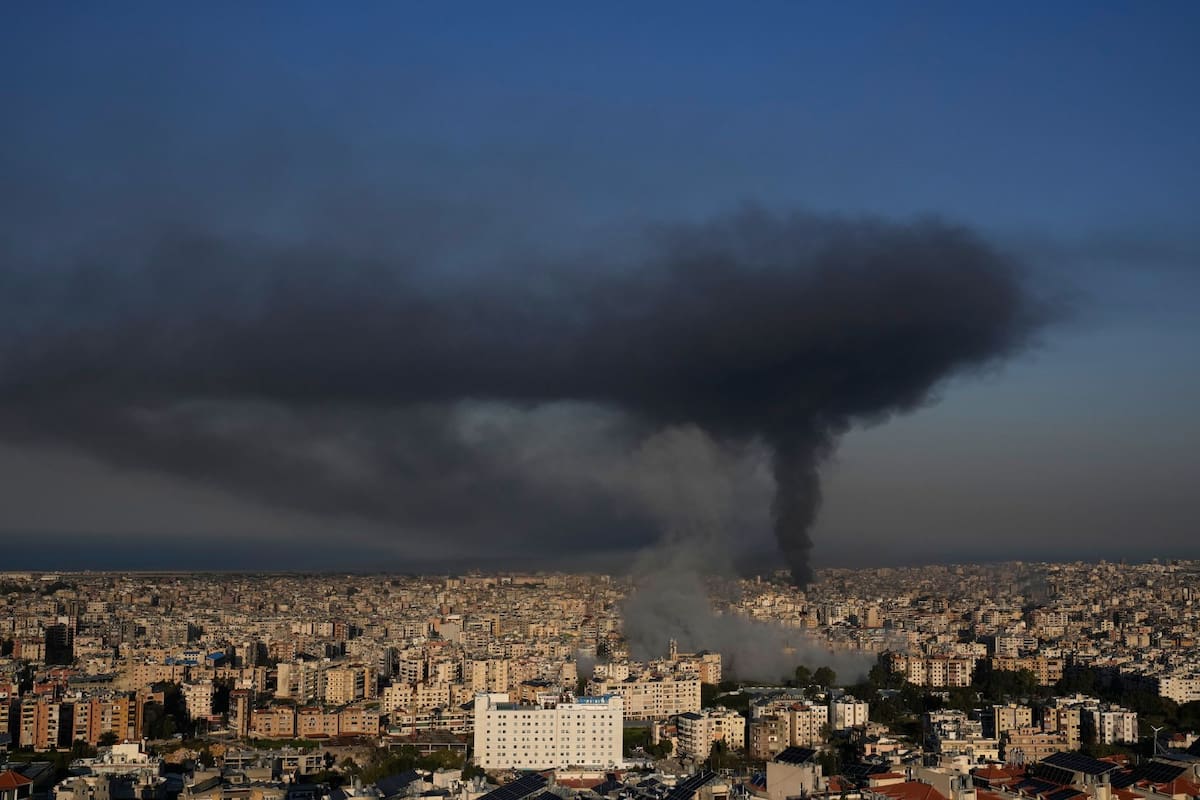 Afirman que el cese al fuego de abril entre Irán y Estados Unidos está en riesgo por la ofensiva de Israel en el Líbano, que ya provocó el desplazamiento de un millón de personas