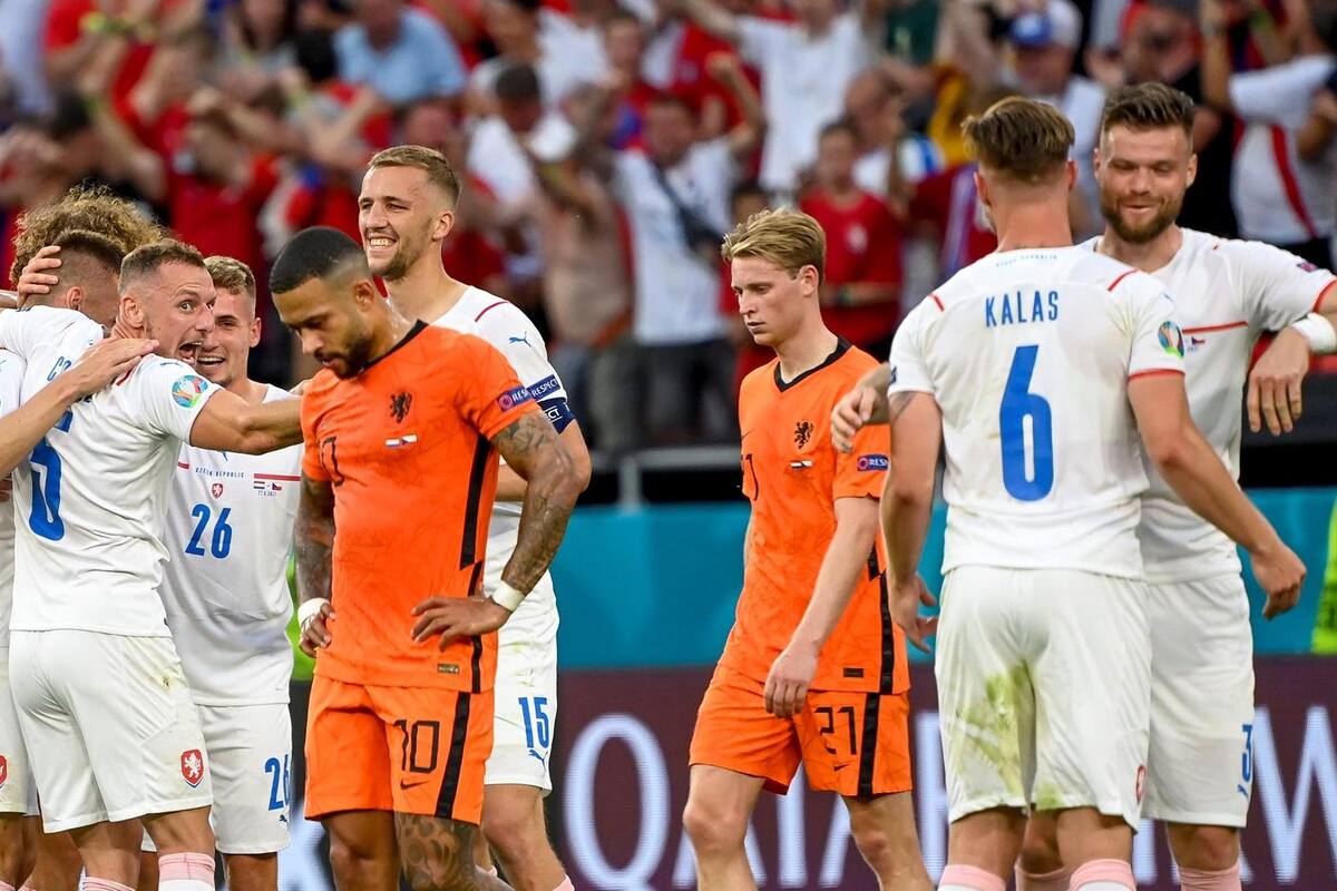 República Checa da la sorpresa y elimina a Países Bajos en la Eurocopa