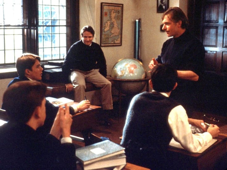 “La sociedad de los poetas muertos”, la película que rompió reglas en el cine, redefinió el drama juvenil y consolidó a Robin Williams como actor dramático