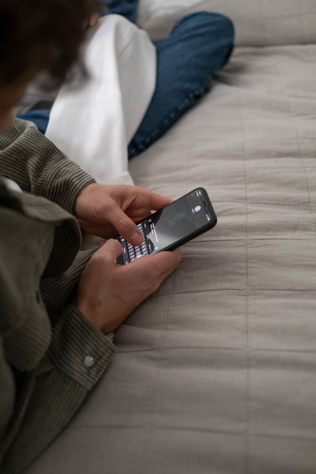 La ciencia identifica a los "lurkers", usuarios que consumen contenido en redes sociales sin publicar o interactuar con frecuencia. Foto: Pexels