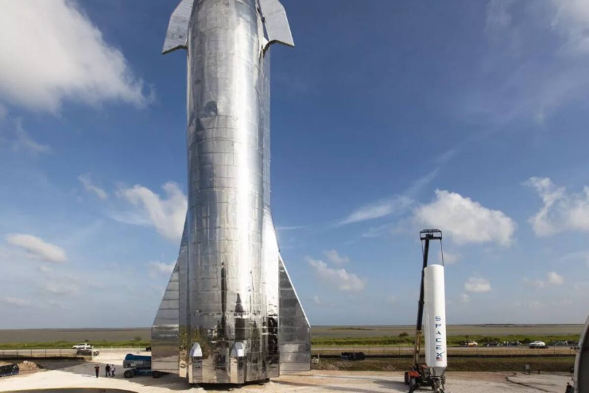 Elon Musk muestra el interior de la nave SpaceX Starship