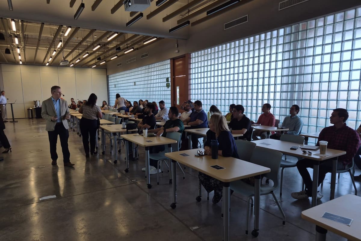 Taller de liderazgo en Sonora: formando a los líderes del futuro en un entorno pujante