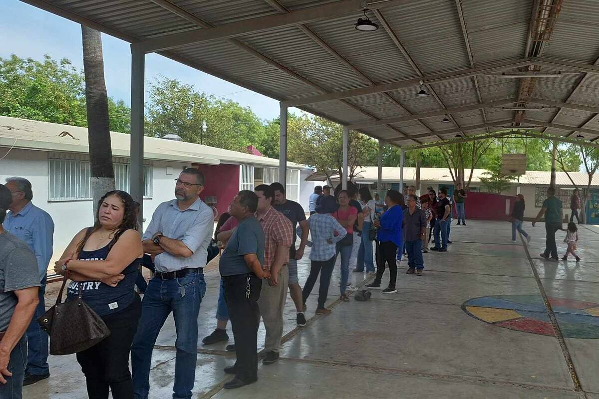 Inician votaciones con algunos retraso en algunas casillas