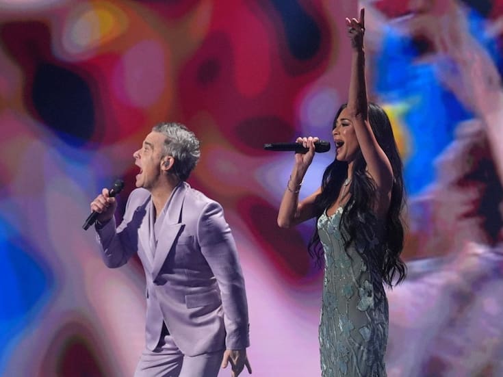 Robbie Williams y Nicole Scherzinger presentan el nuevo himno oficial de la FIFA “Desire” durante el Sorteo del Mundial 2026