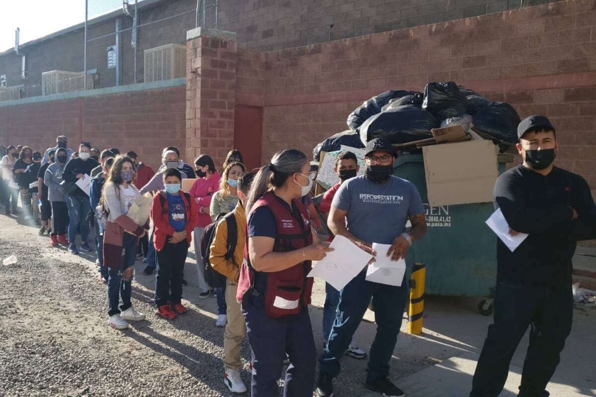 Vacunan en Nogales a menores de 12 años contra Covid