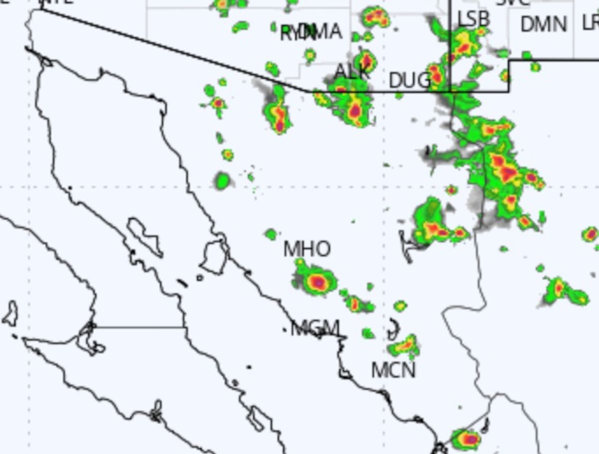 MeteoAlert reportó el desarrollo de nubosidad en los alrededores de la ciudad y pronosticó tormentas aisladas a partir del mediodía. FOTO: CORTESÍA